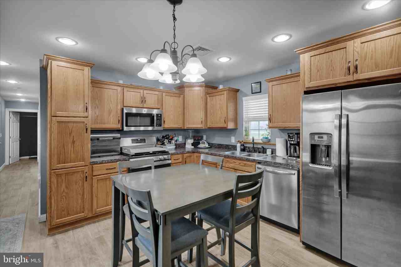 118 Crystal Ridge Rd - Photo 4 of 16