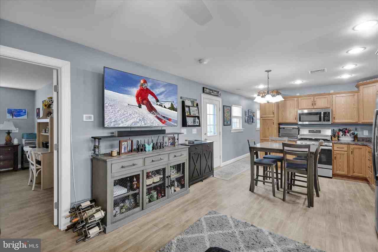 118 Crystal Ridge Rd - Photo 6 of 16