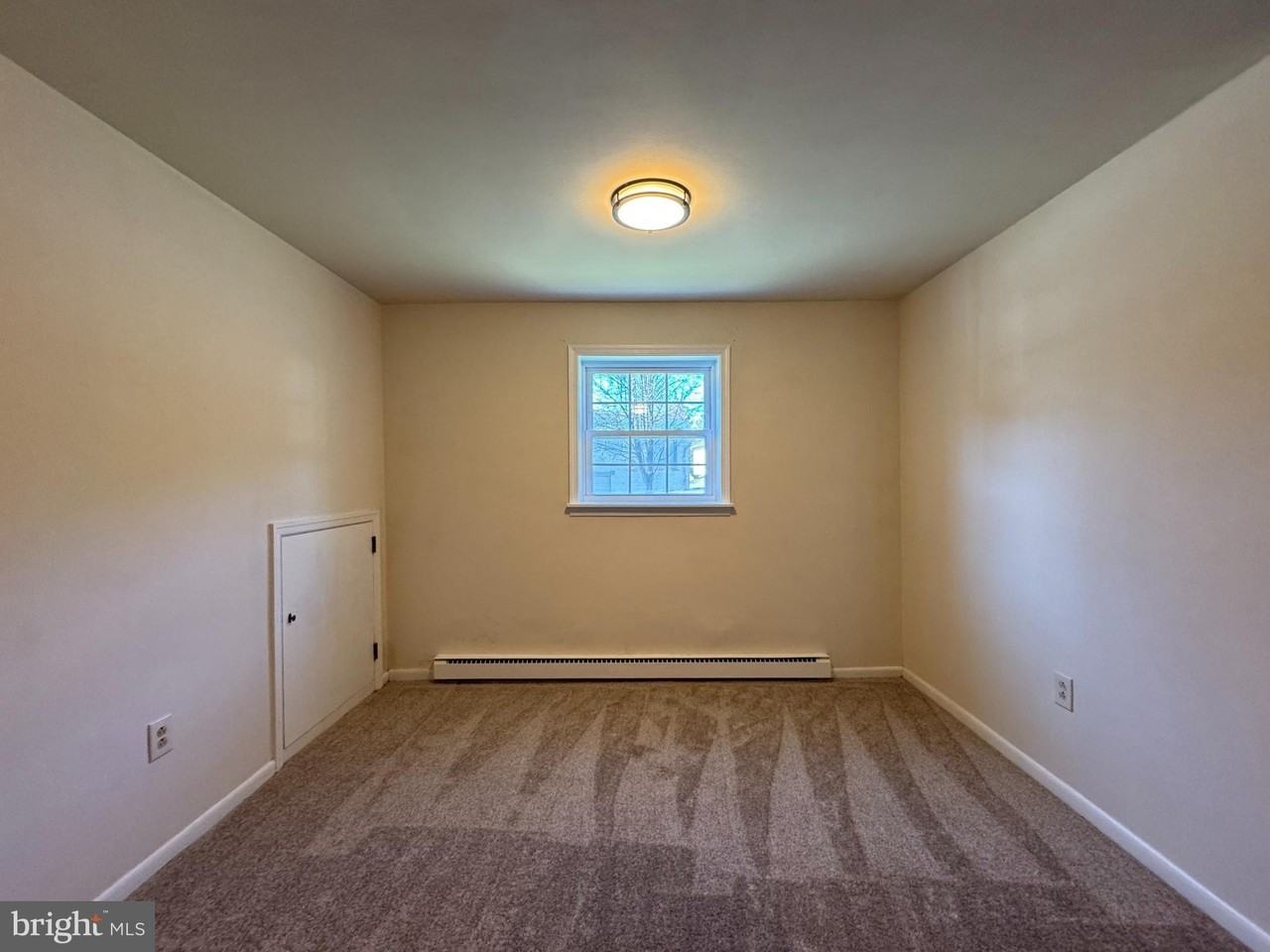 7 Orchard Hills Dr #B - Photo 3 of 13