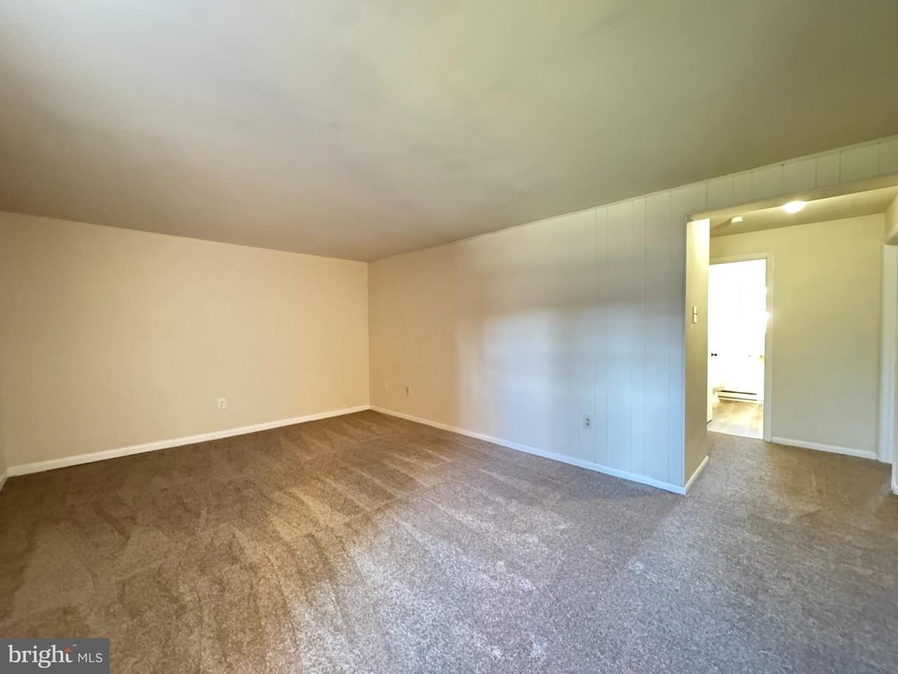 7 Orchard Hills Dr #B - Photo 4 of 13