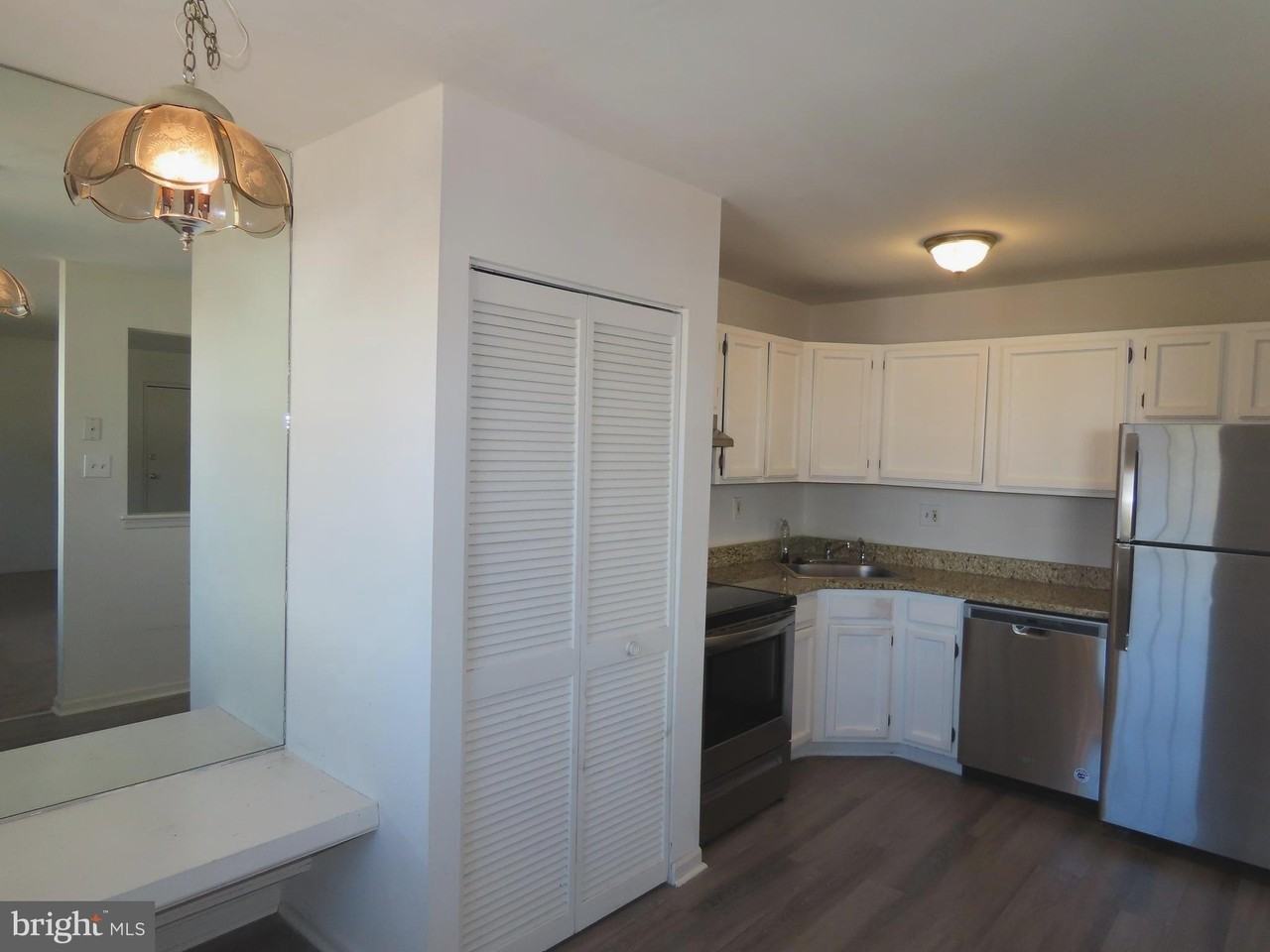 403 S Main St #G204 - Photo 6 of 9
