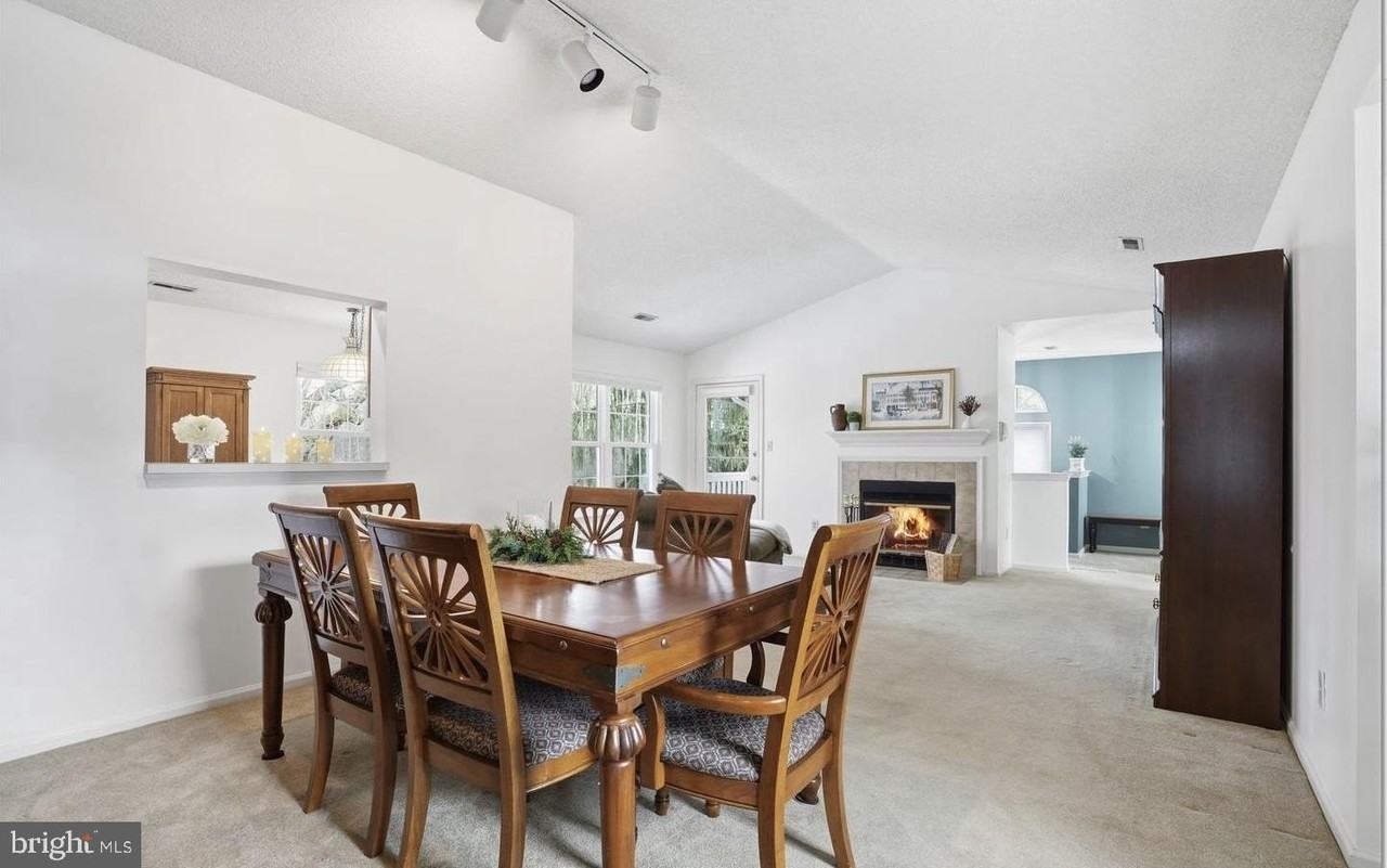 486 Cedar Hollow Dr - Photo 5 of 16