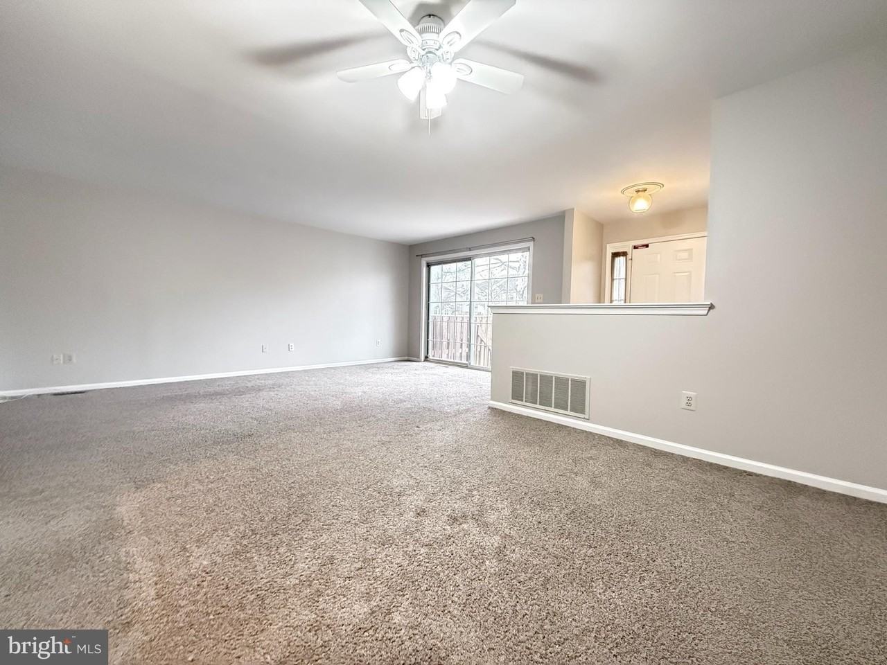 9101 Sheffield Dr - Photo 4 of 16