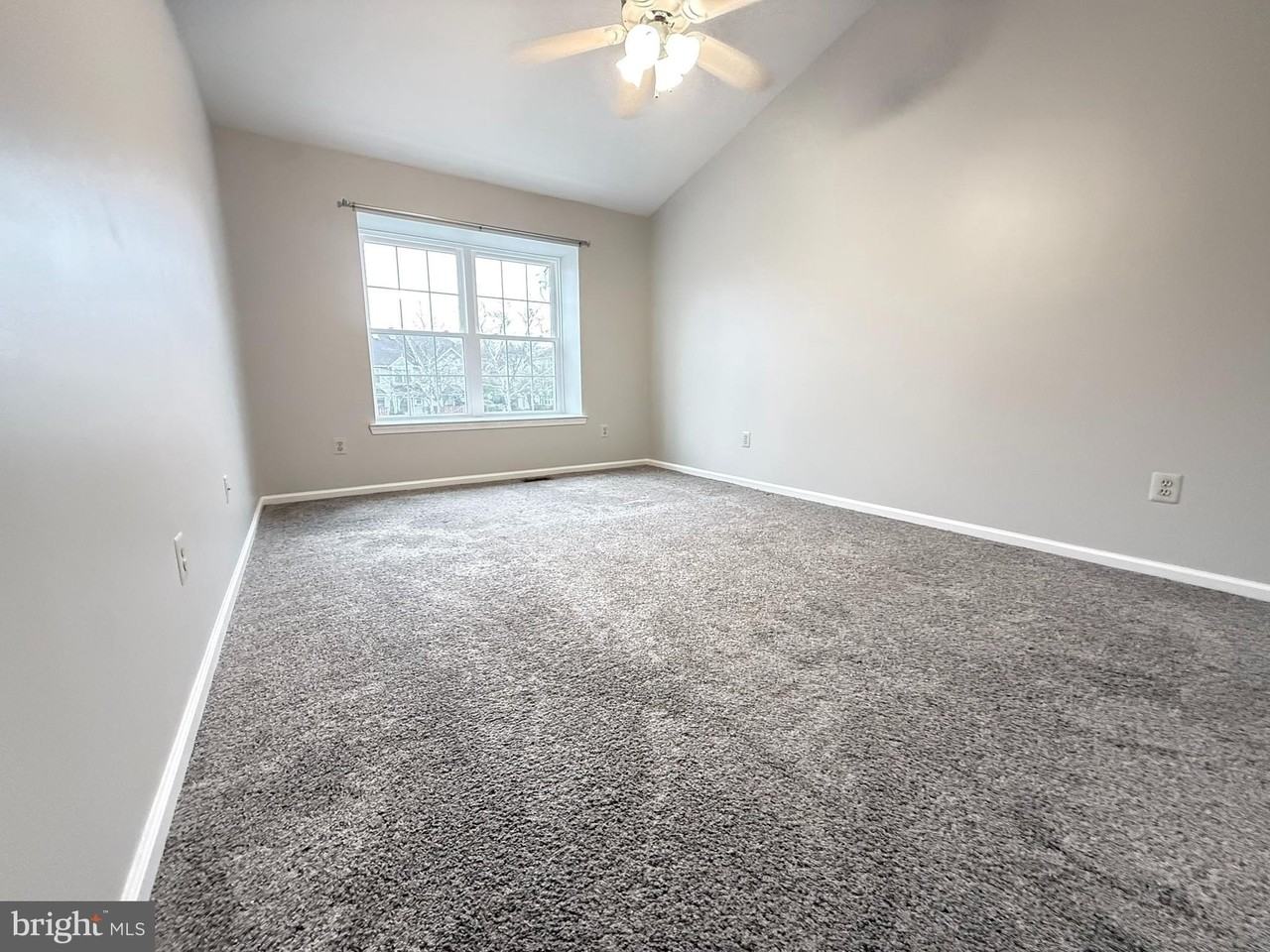 9101 Sheffield Dr - Photo 7 of 16