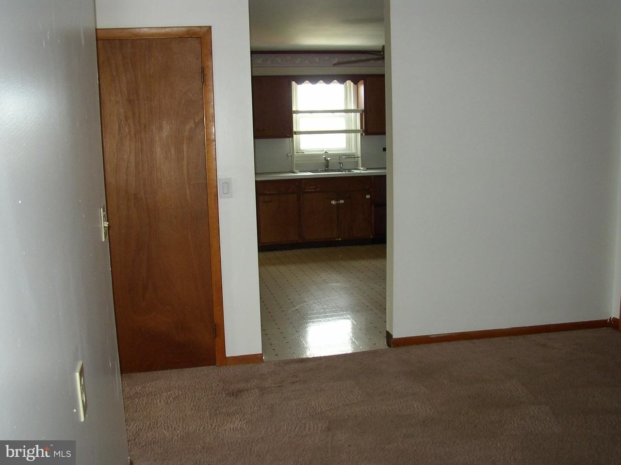 74 Elm St Unit Apt - Photo 6 of 17