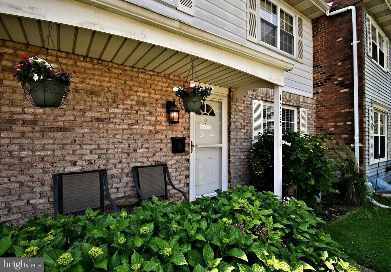 1938 Beech Ln Unit 155 - Photo 2 of 23