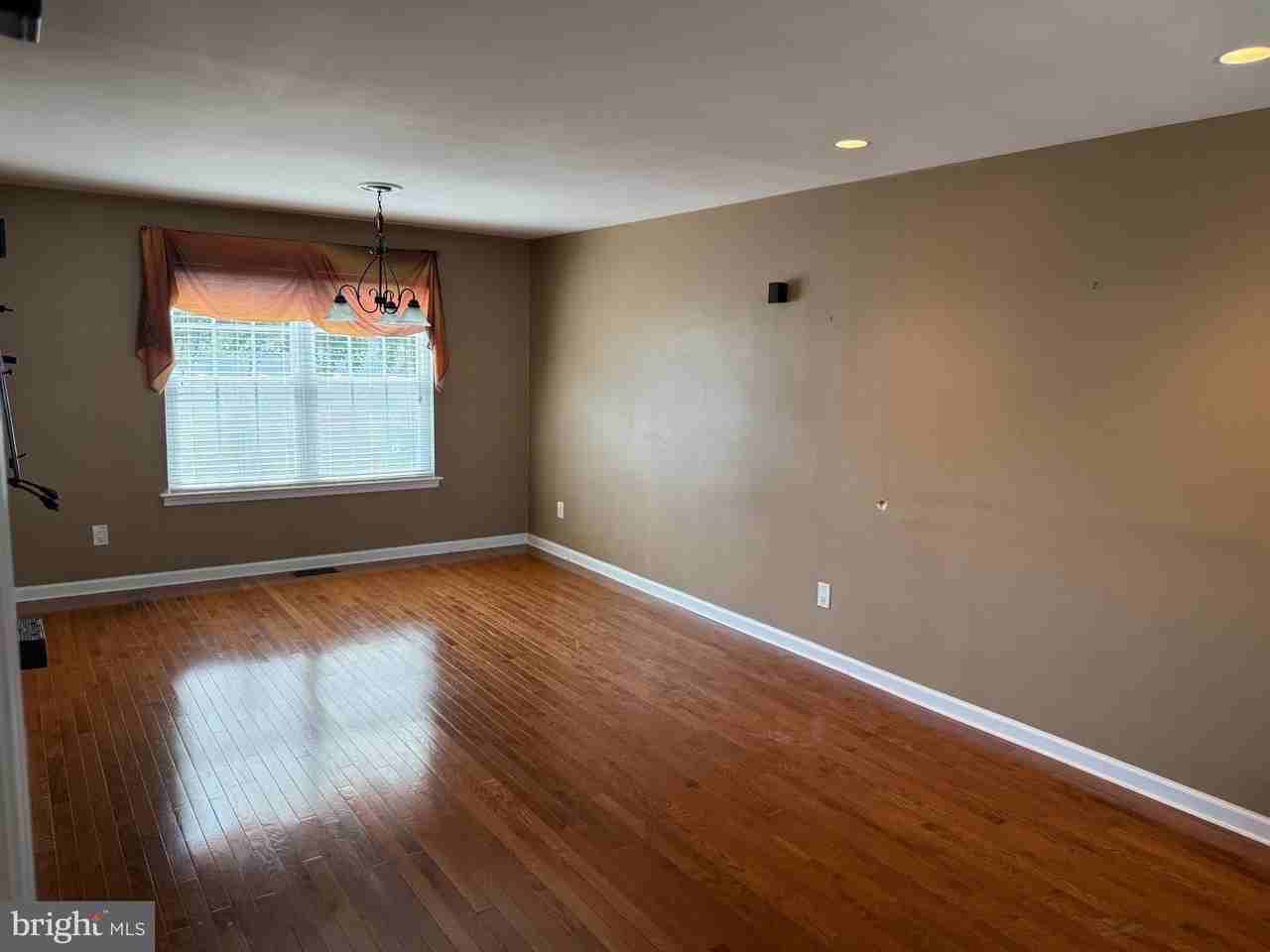 1938 Beech Ln Unit 155 - Photo 4 of 23