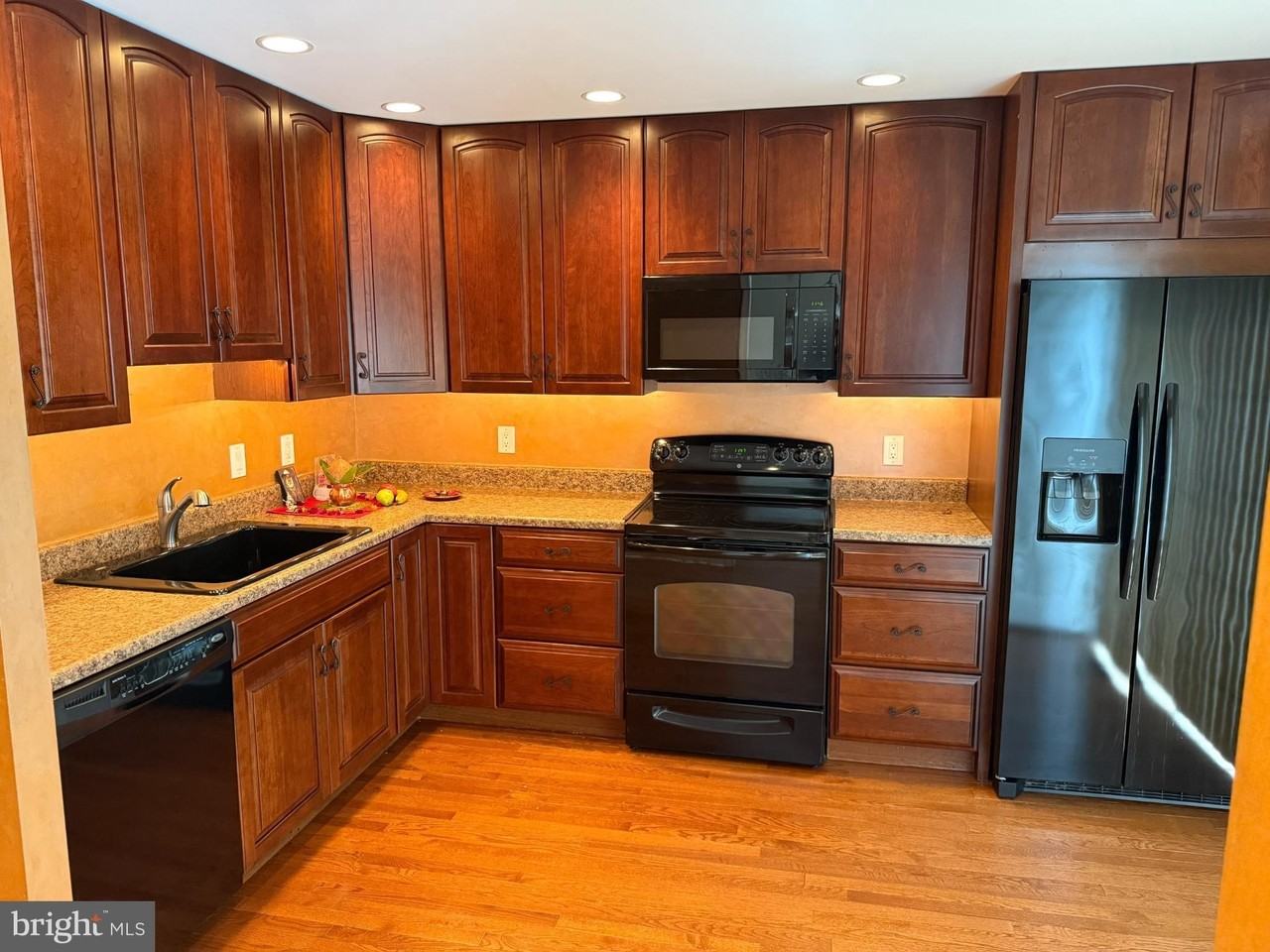 1938 Beech Ln Unit 155 - Photo 6 of 23