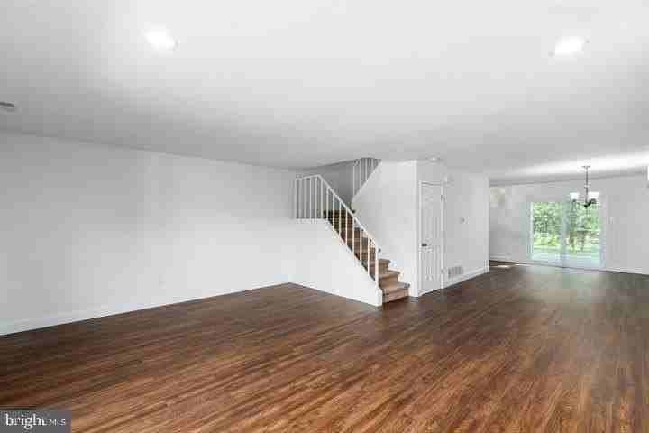 3458 Norwood Pl - Photo 4 of 19