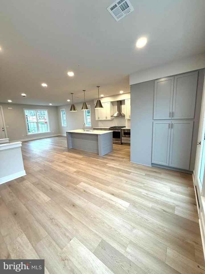 4133 Ridgeview Ave - Photo 4 of 25