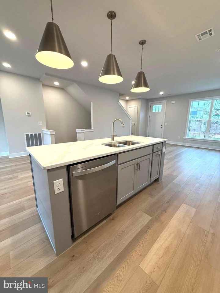 4133 Ridgeview Ave - Photo 7 of 25