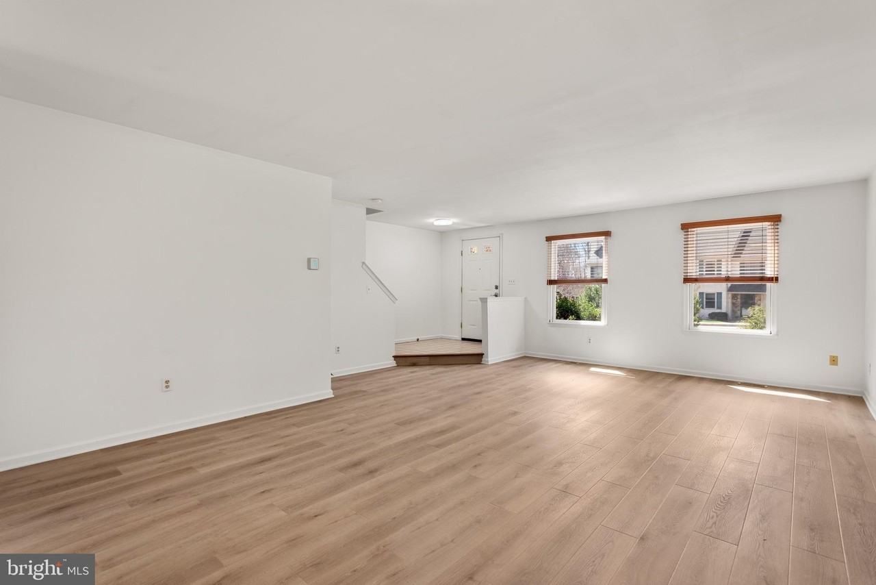 511 Pickering Station Dr - Photo 5 of 24