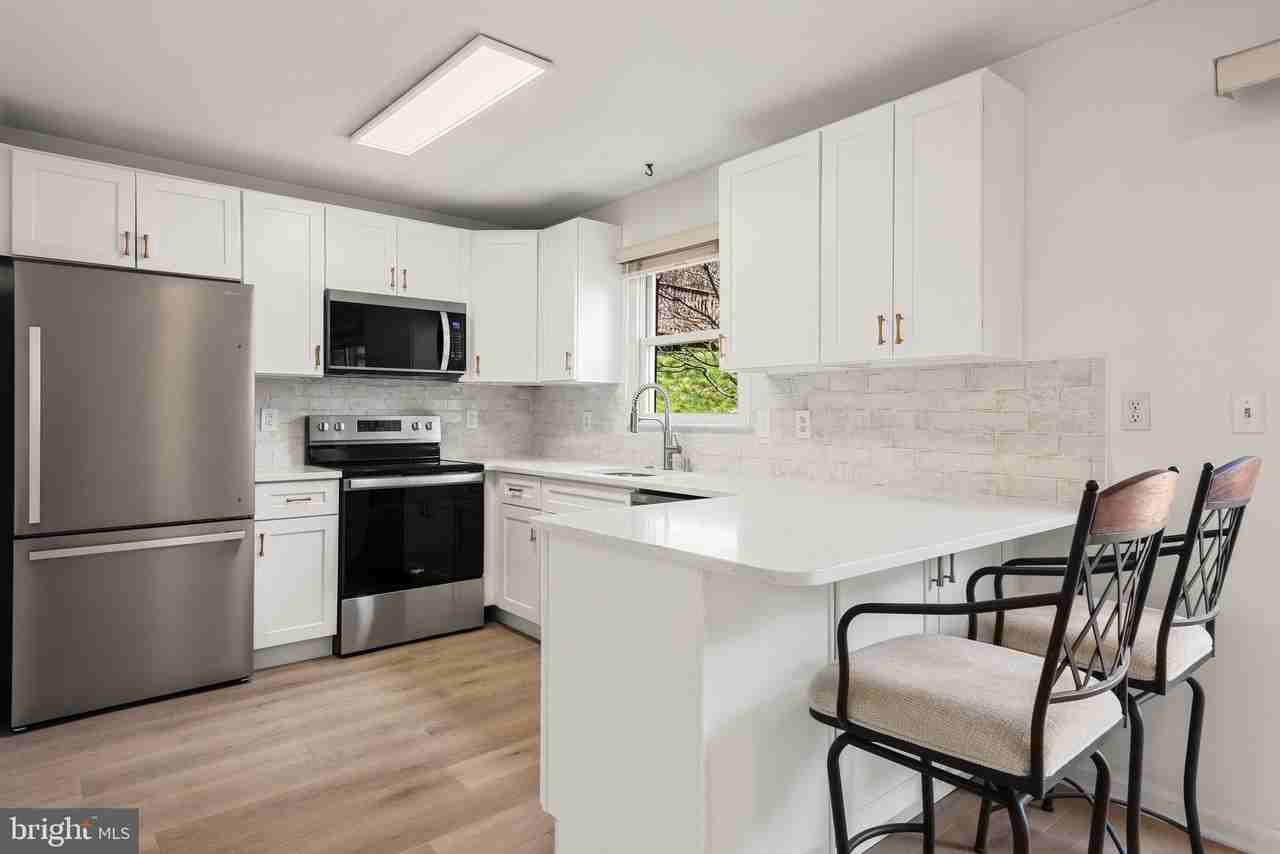 511 Pickering Station Dr - Photo 7 of 24