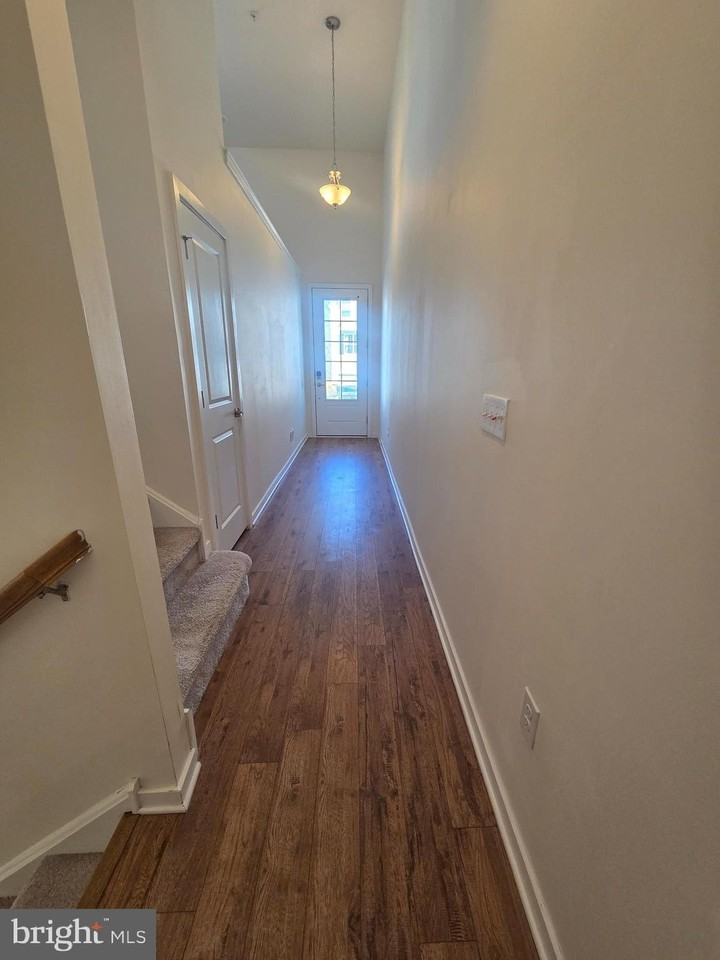 1859 Boulder Dr - Photo 4 of 46