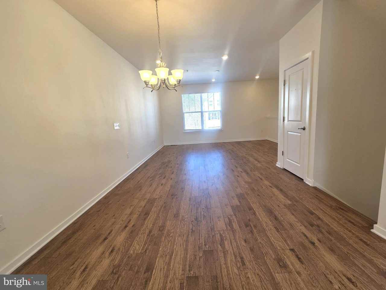 1859 Boulder Dr - Photo 5 of 46