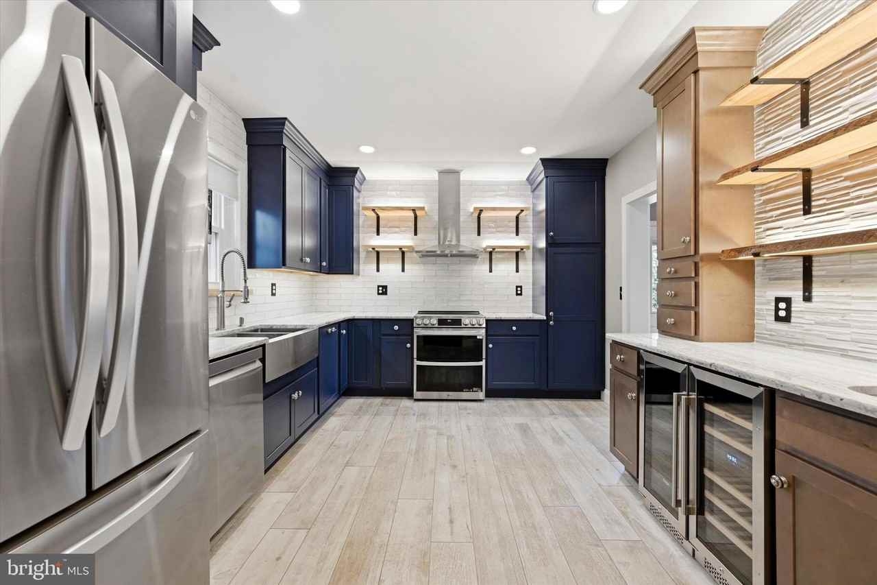 4761 Horseshoe Pike - Photo 5 of 15