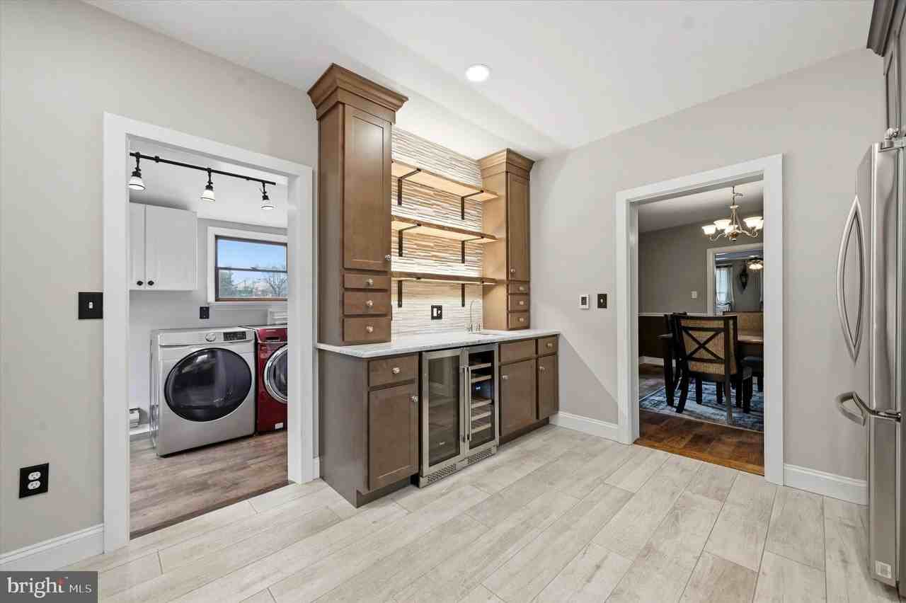 4761 Horseshoe Pike - Photo 6 of 15