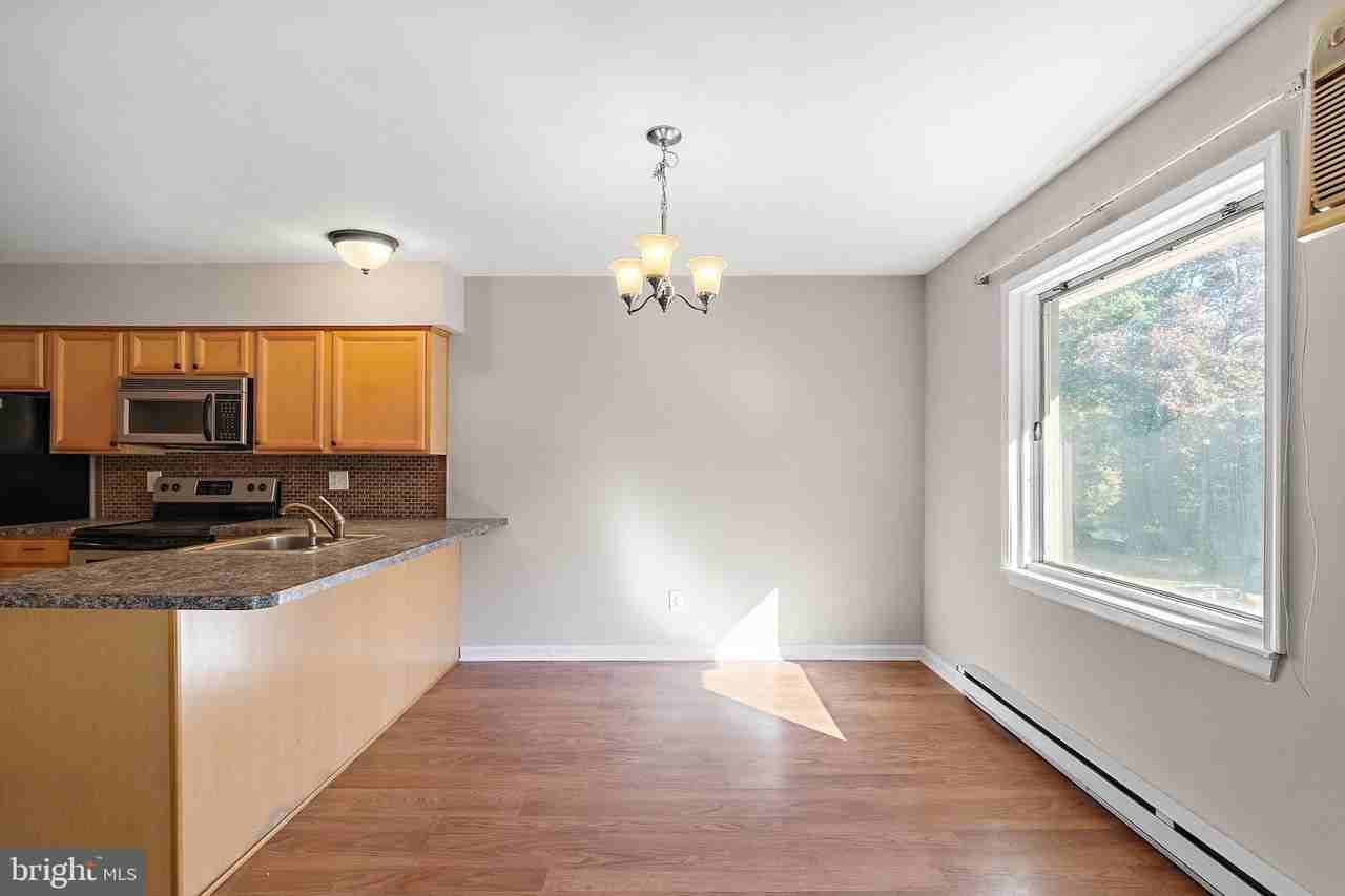 200 Campbell Cir Unit E14 - Photo 7 of 23