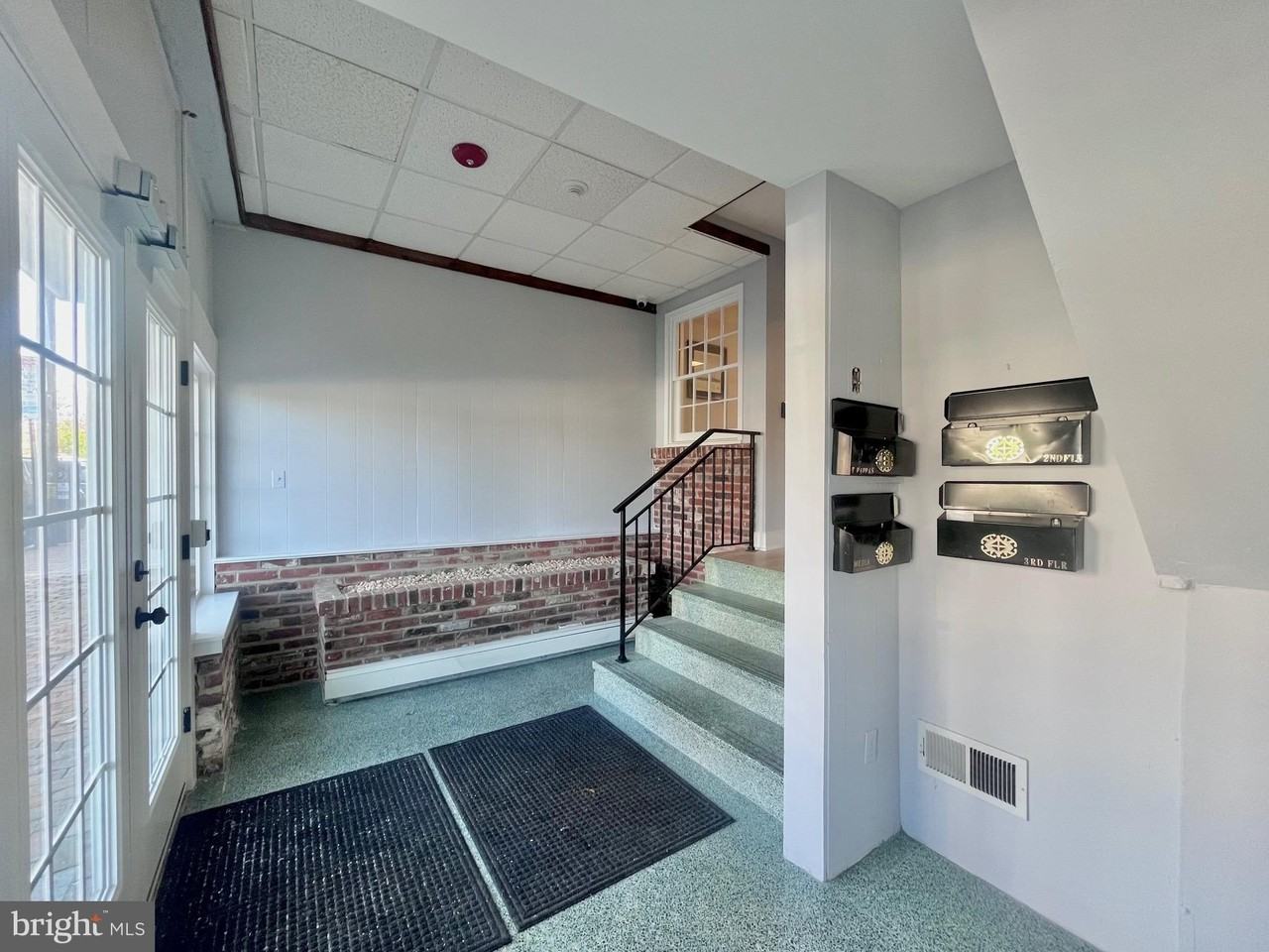 216 W Front St Apt 3 - Photo 4 of 17