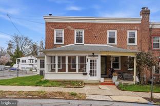 220 N Orange St - Photo 1 of 1