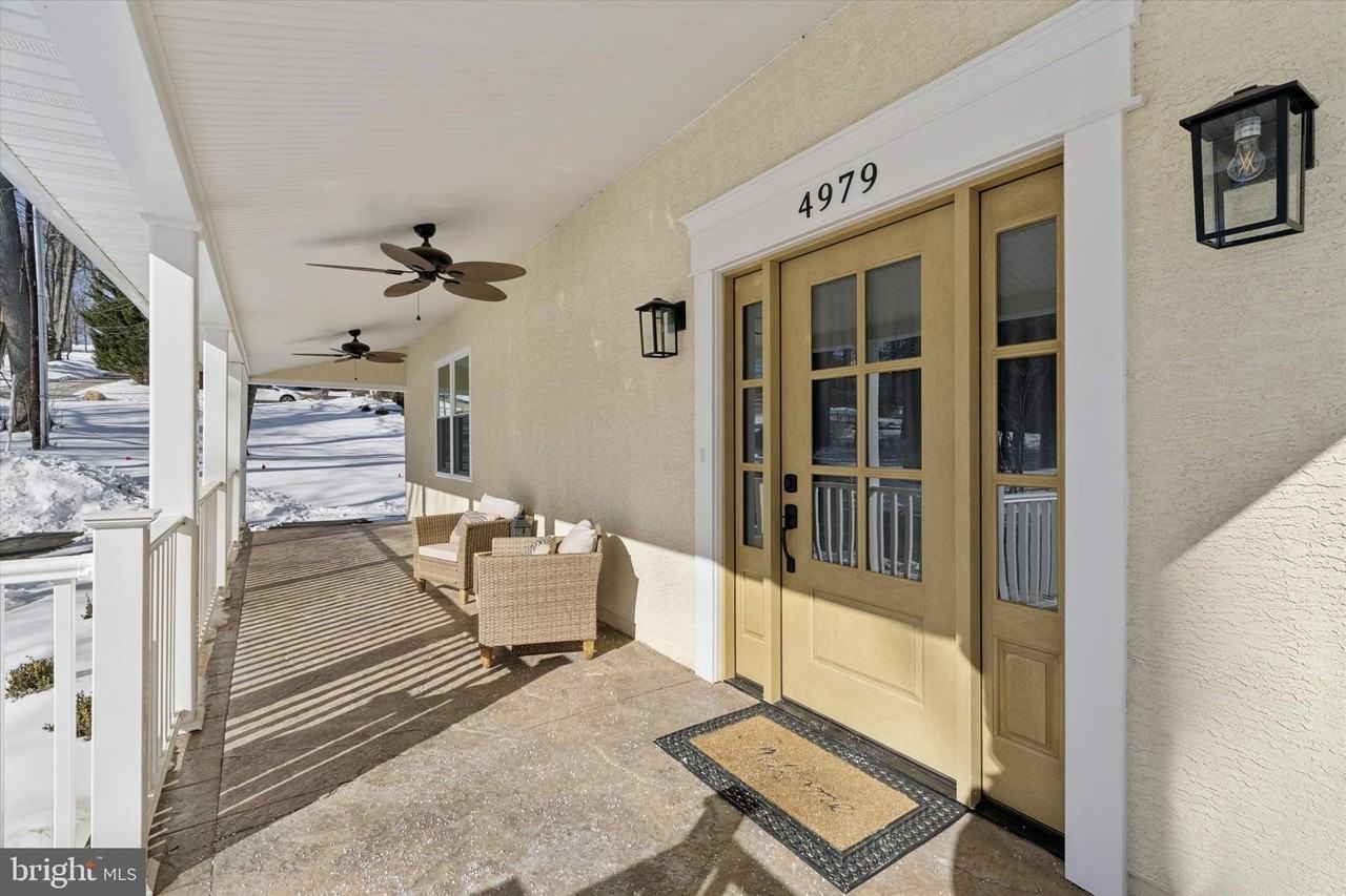 4979 W PAPA Boulevard - Photo 2 of 32