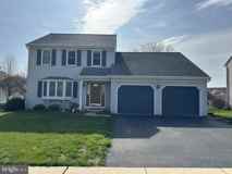316 Laurel Oak Ln - Photo 1 of 1