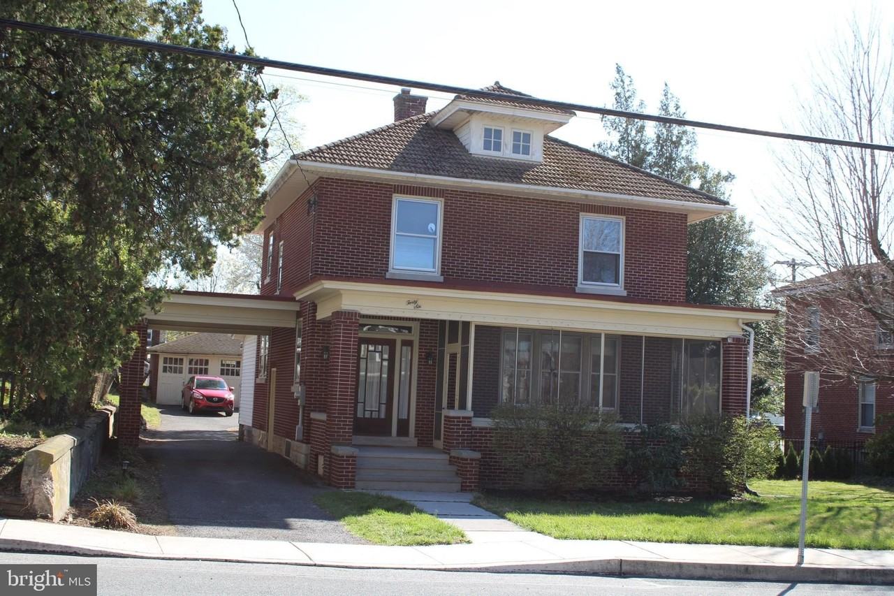 46 W Main St - Photo 2 of 50