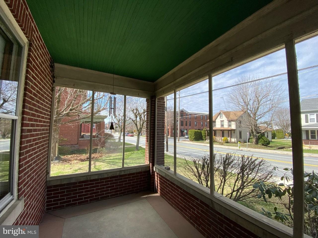 46 W Main St - Photo 5 of 50