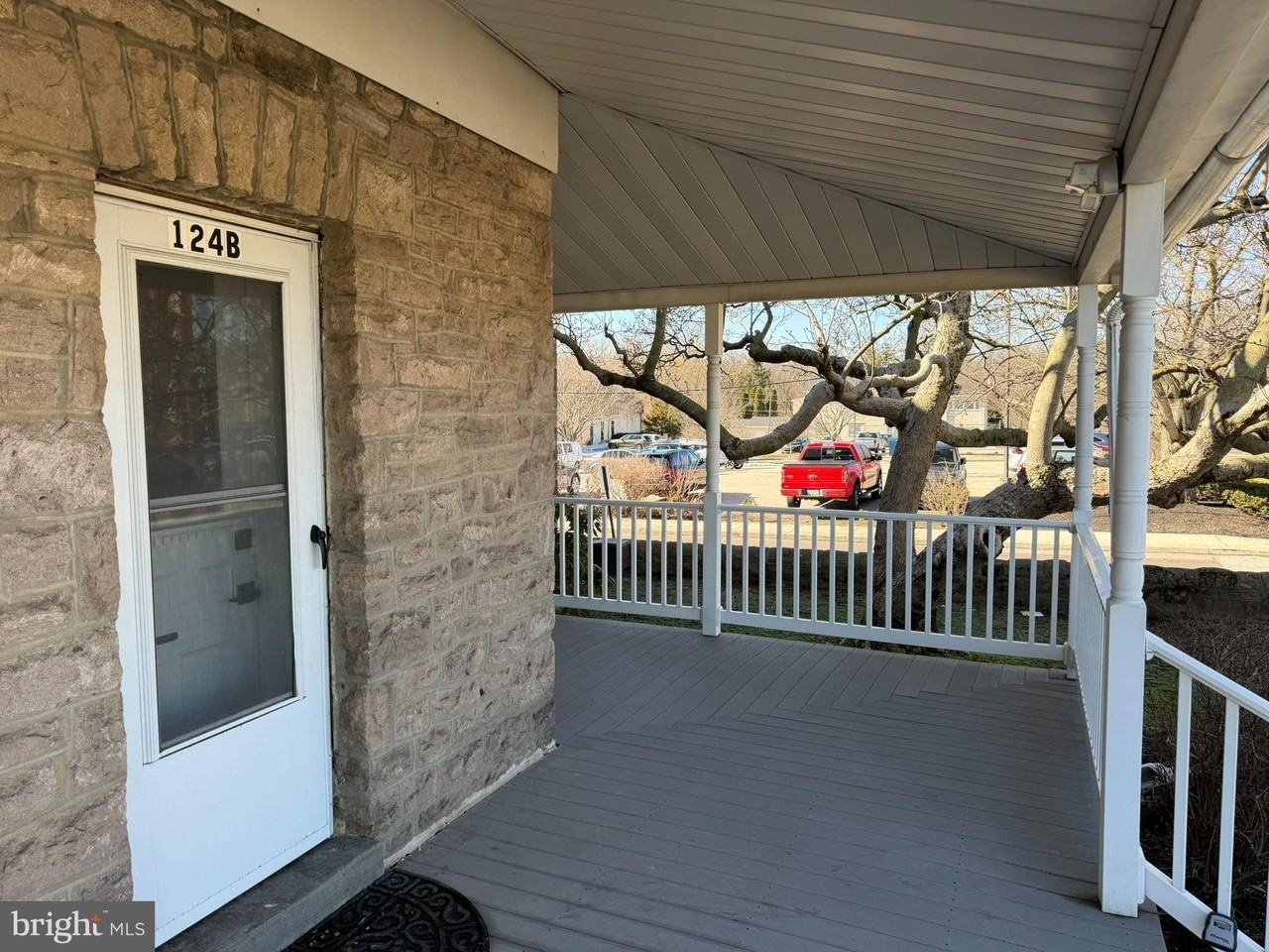 124 W Butler Ave Unit B - Photo 6 of 43