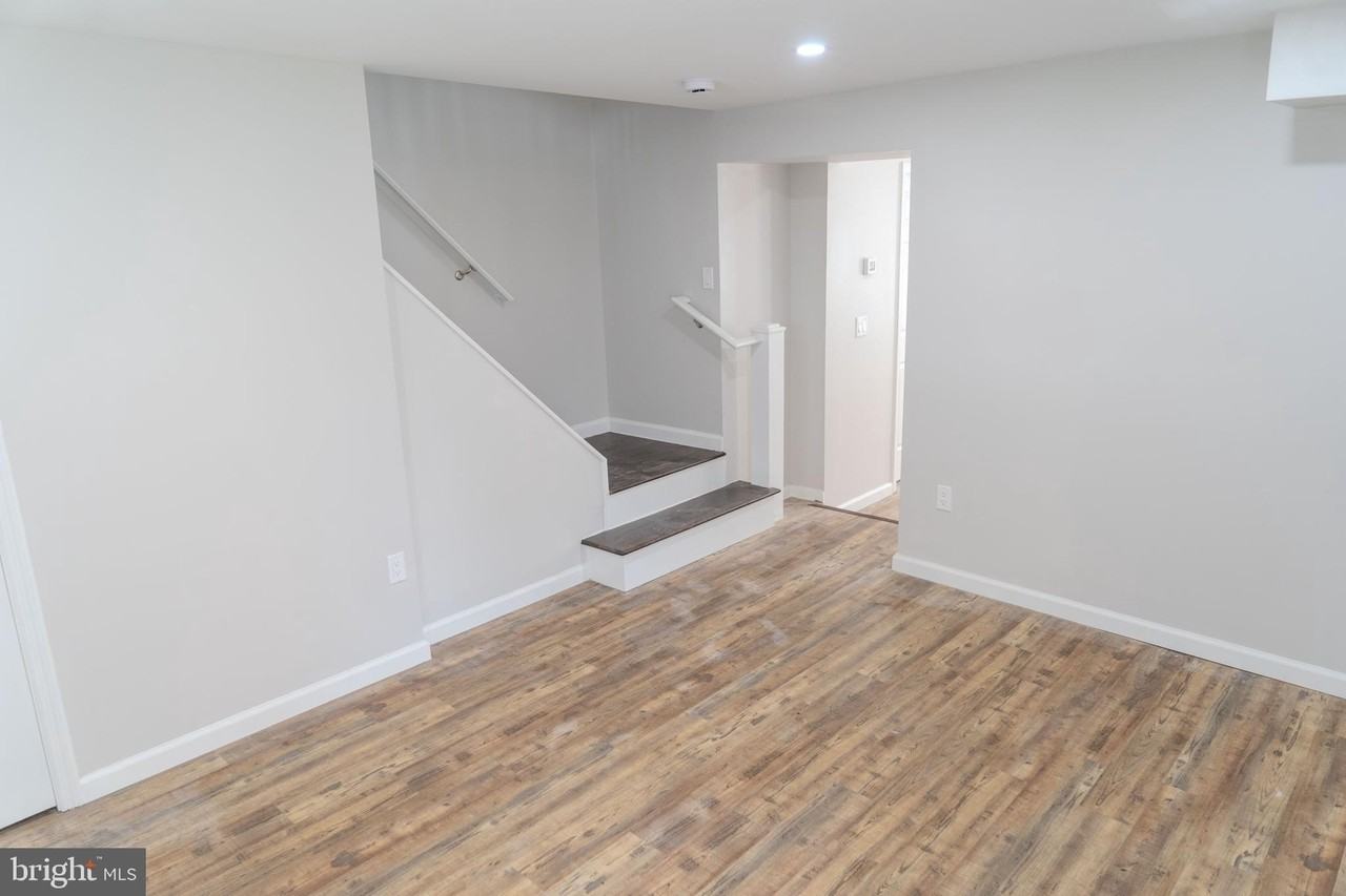 520 East Ave - Photo 6 of 16