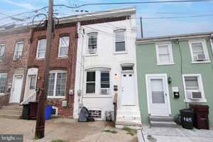 featured image of 107 3rd St
