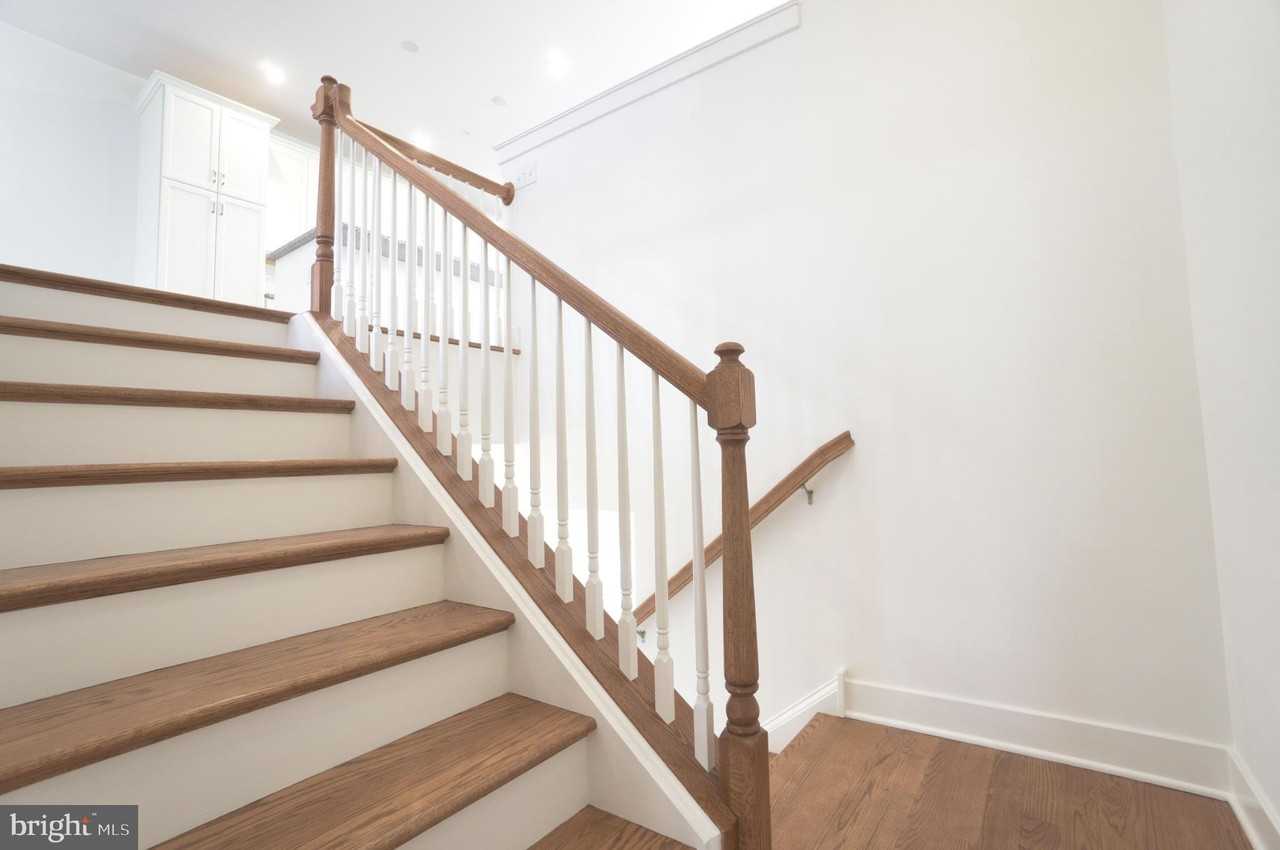 114 Higher Rock Ct - Photo 4 of 38