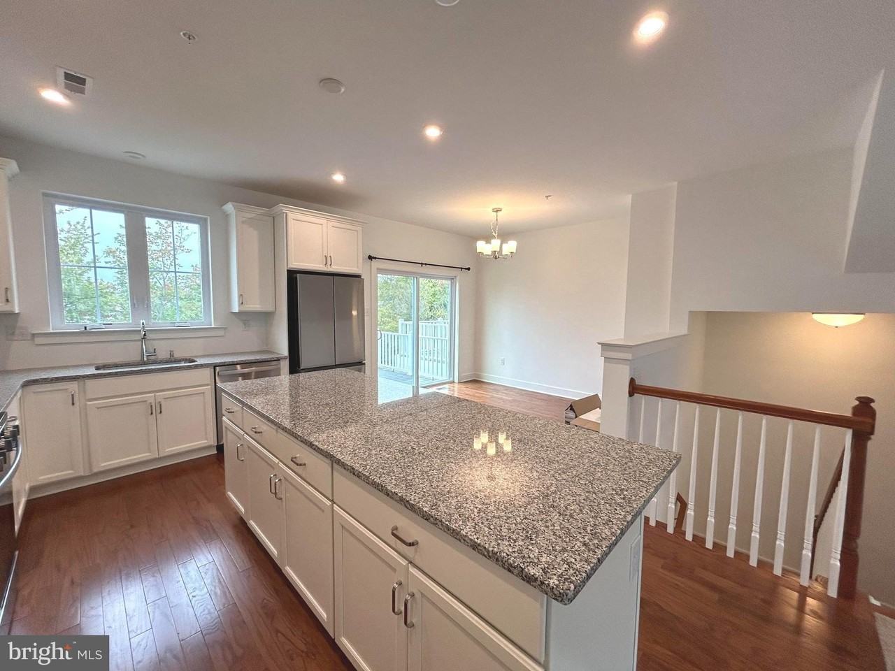 114 Higher Rock Ct - Photo 7 of 38