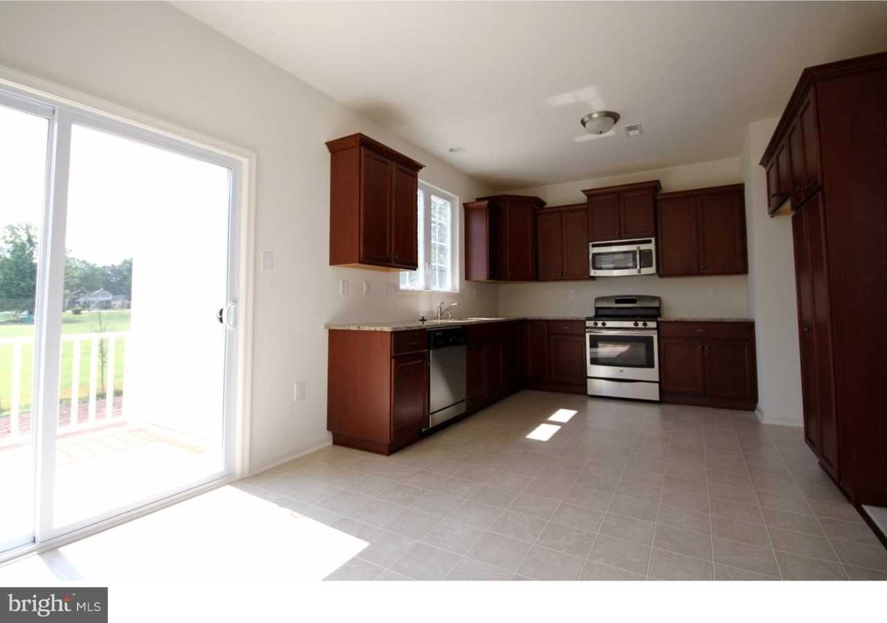 431 Williamson Ct - Photo 4 of 15