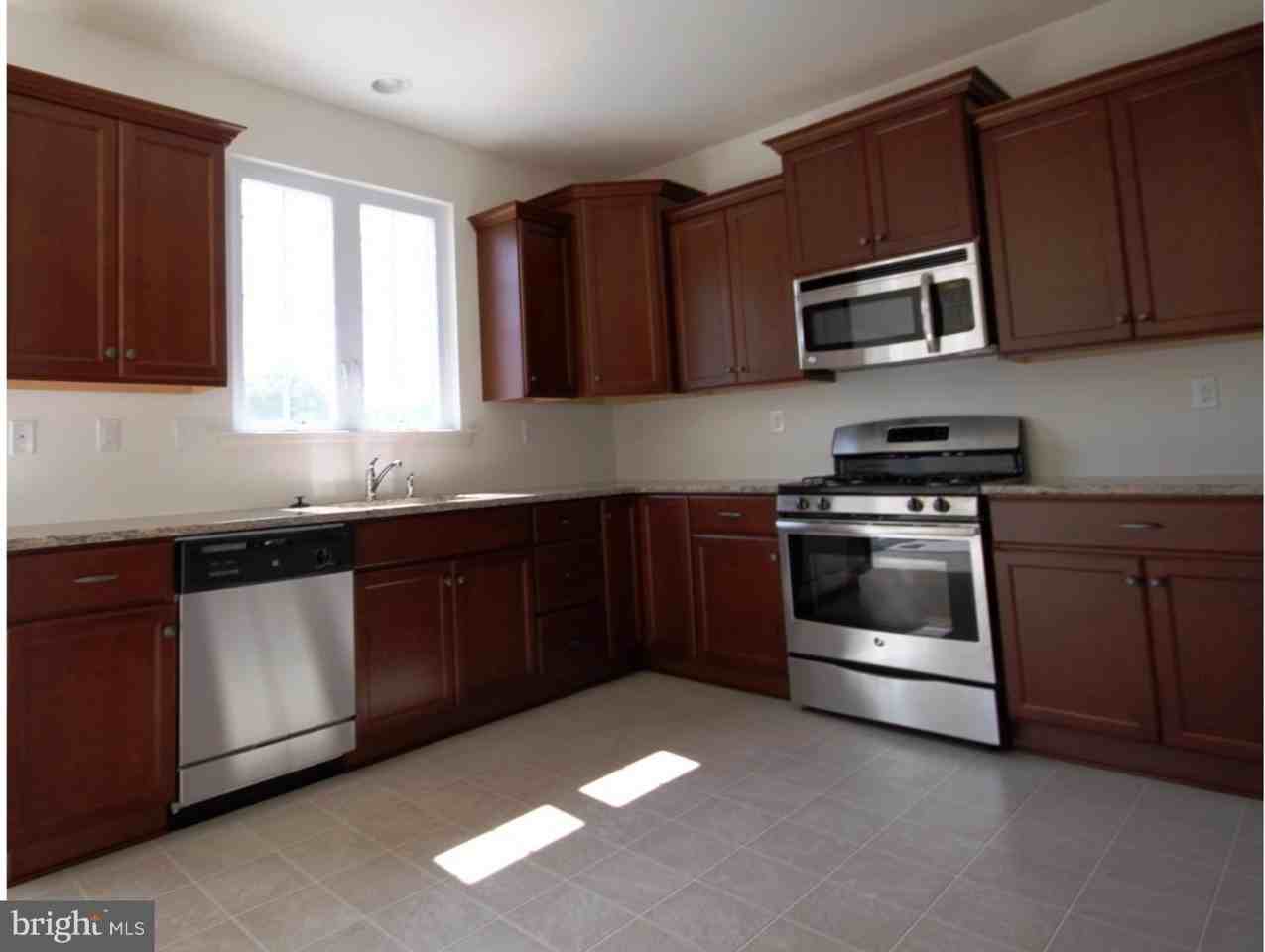 431 Williamson Ct - Photo 5 of 15