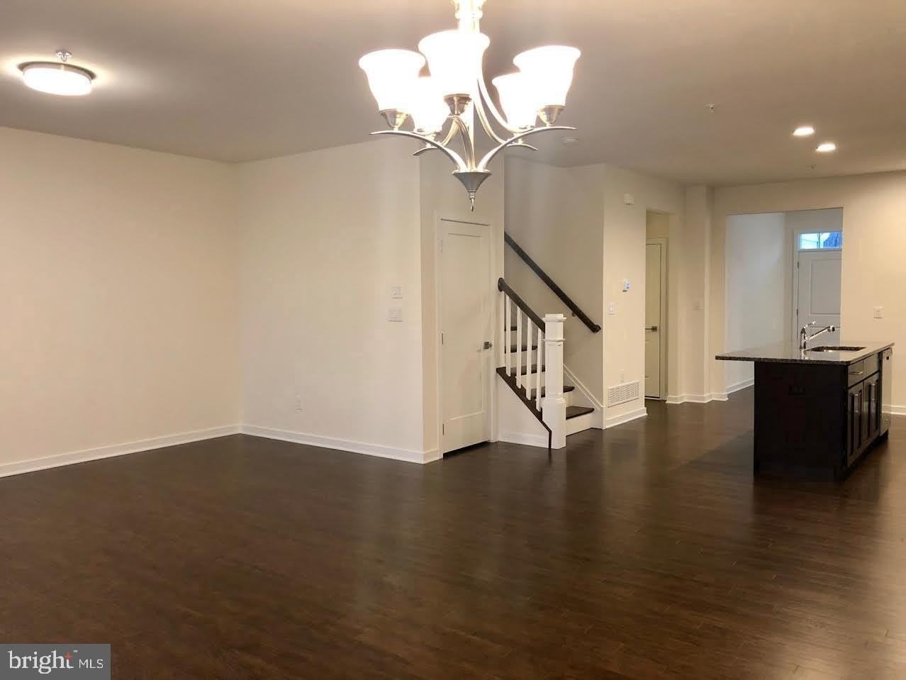 243 Wynstone Ct - Photo 4 of 25