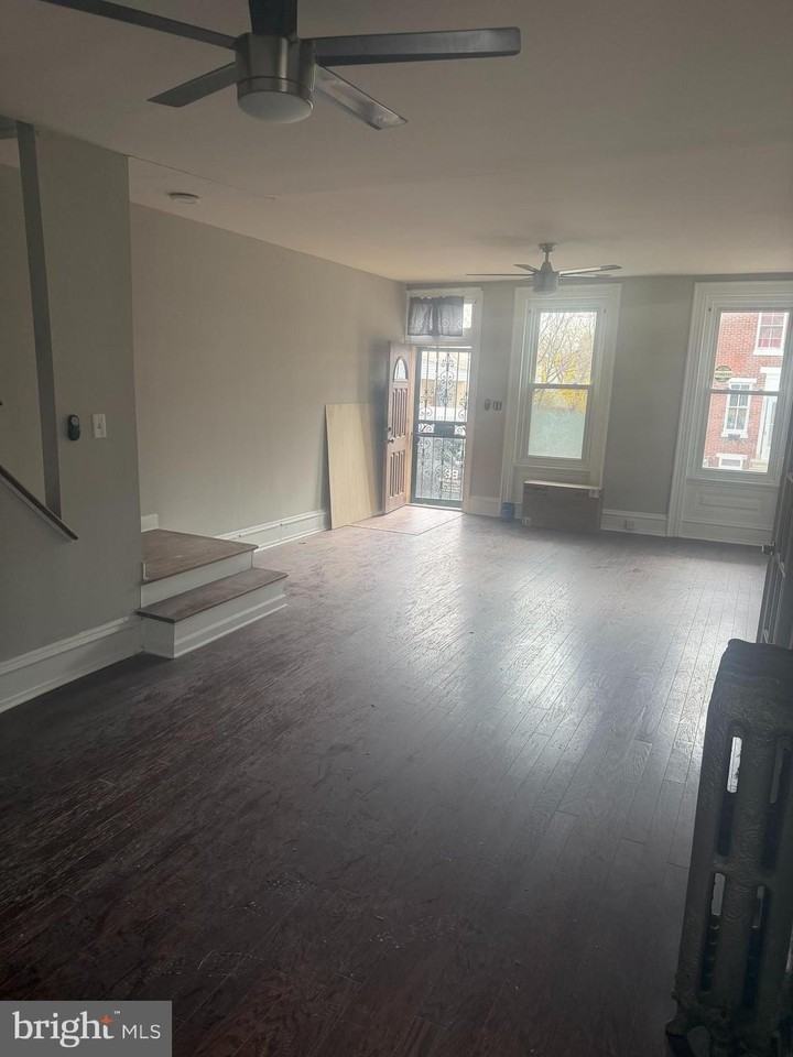 641 Astor St - Photo 3 of 17