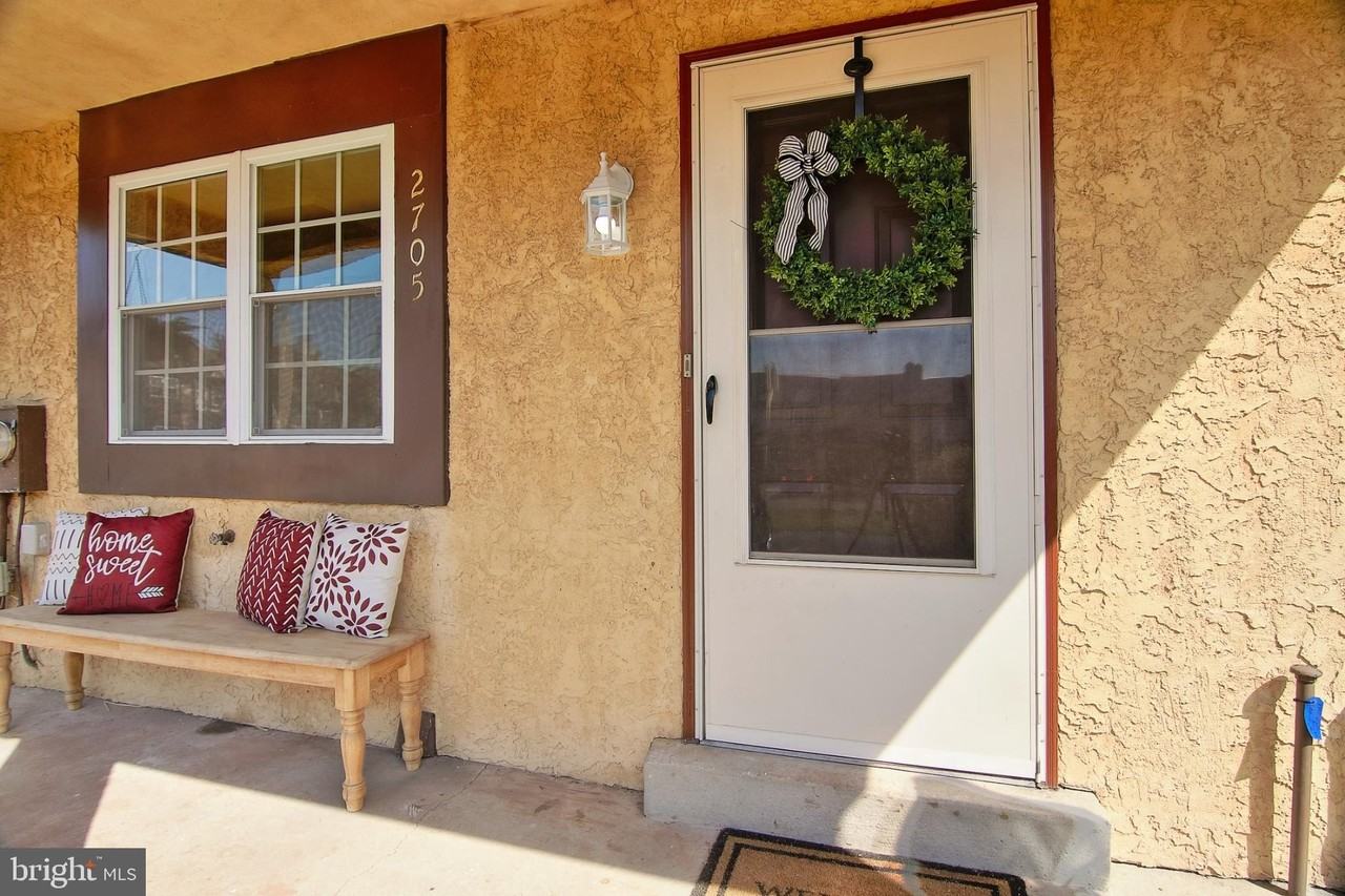 2705 Walnut Ridge Est - Photo 2 of 27