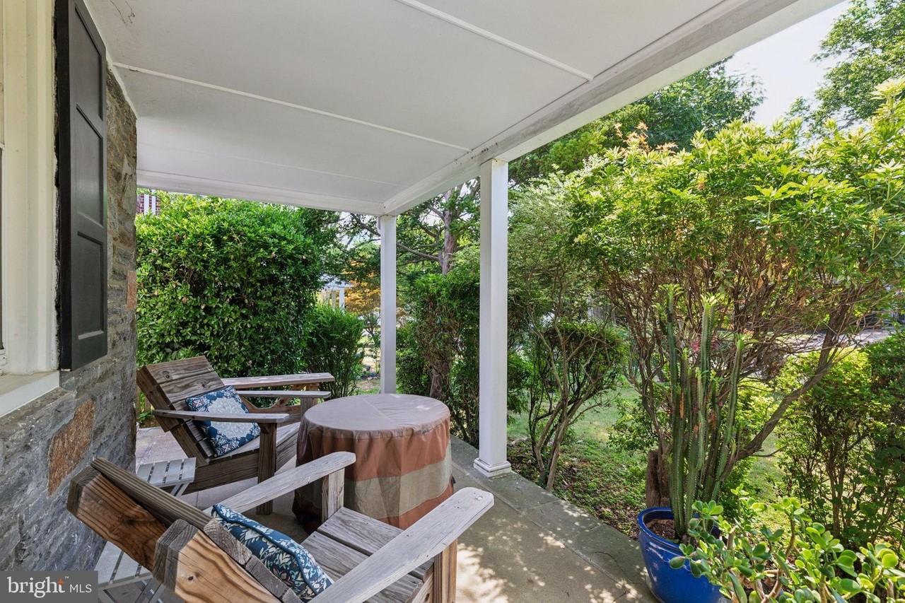 119 Crosshill Rd - Photo 3 of 31