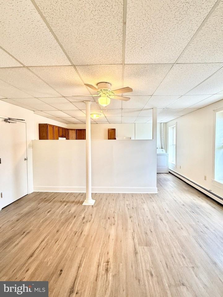 377 W Ridge Pike - Photo 7 of 13