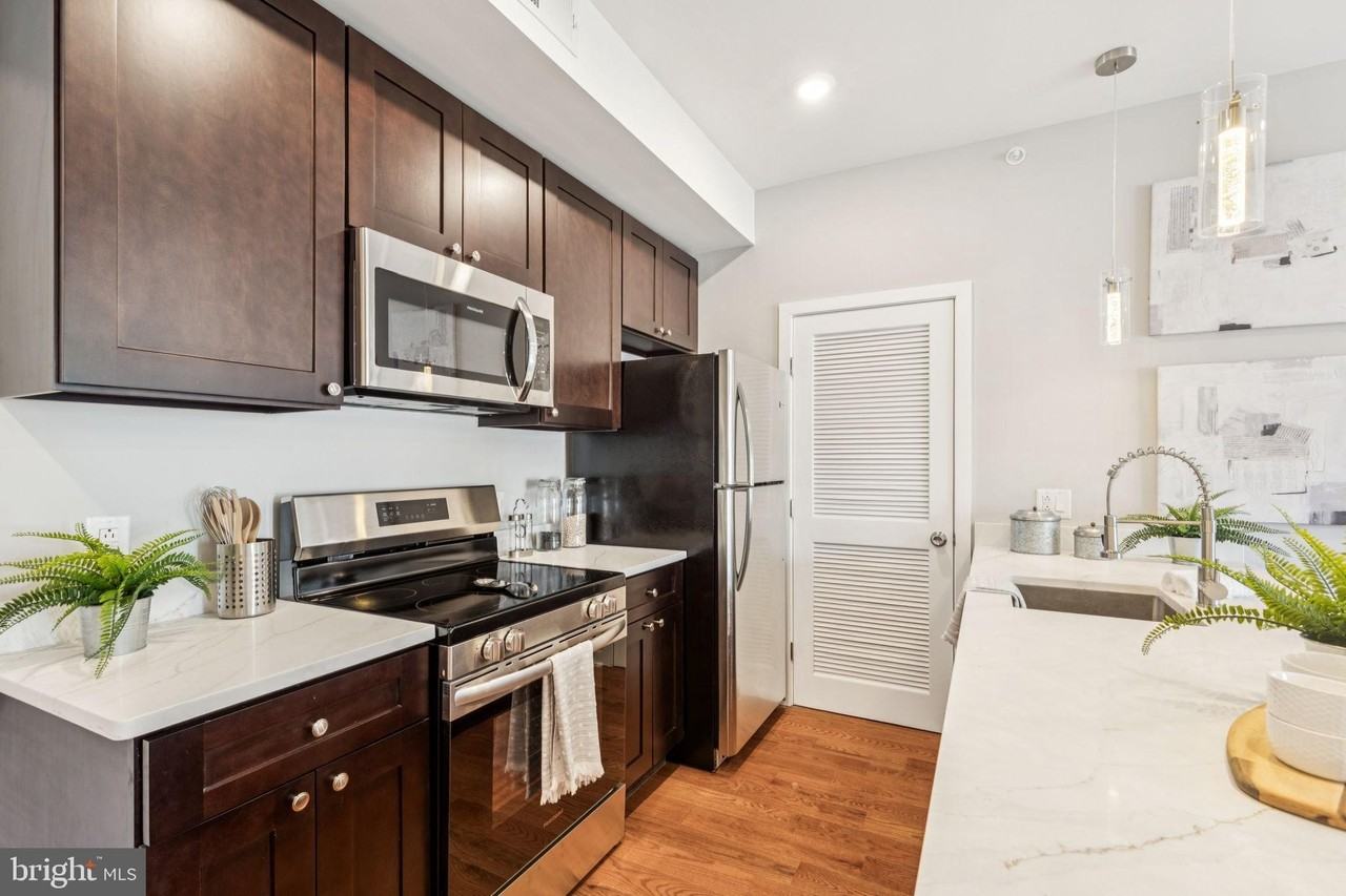 203 Haverford Ave #308