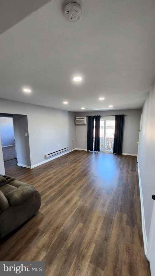 118 E Moreland Ave Unit 22 - Photo 7 of 15