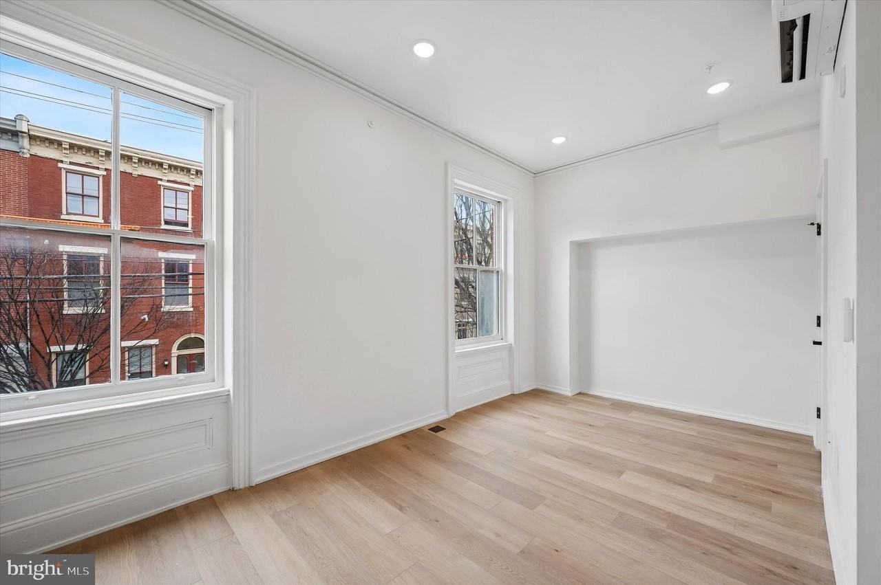 627 N 16th St Unit 201 - Photo 4 of 8