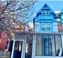 featured image of 3215 Summer St