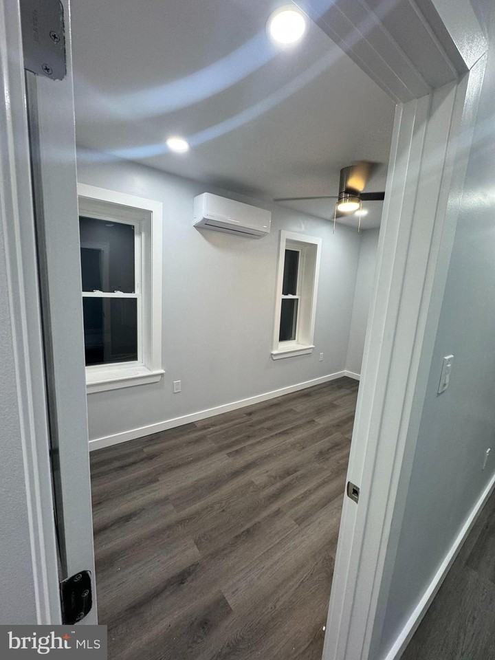 2728 N 5th St - Photo 4 of 7