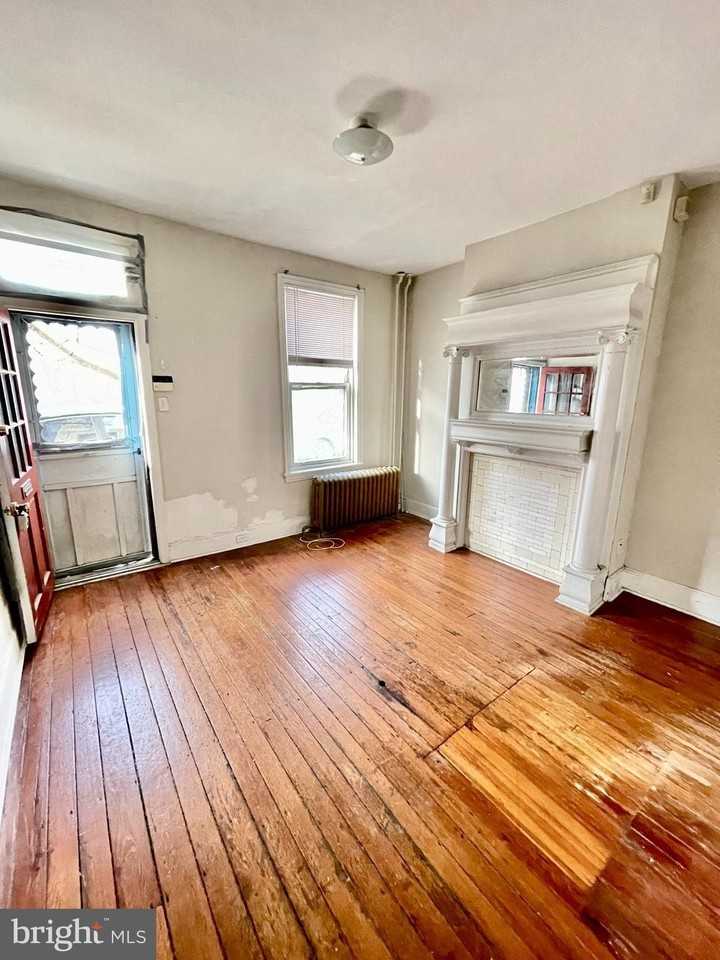 3650 Calumet St - Photo 2 of 12