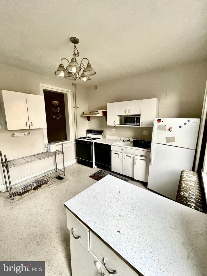 3650 Calumet St - Photo 6 of 12