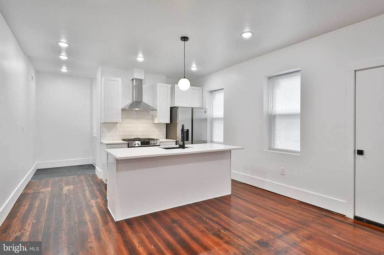 1437 N Franklin St Apt 1 - Photo 7 of 27