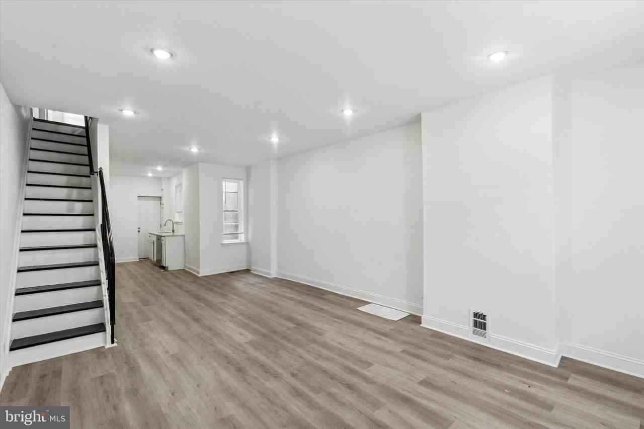 1761 N Newkirk St - Photo 3 of 14