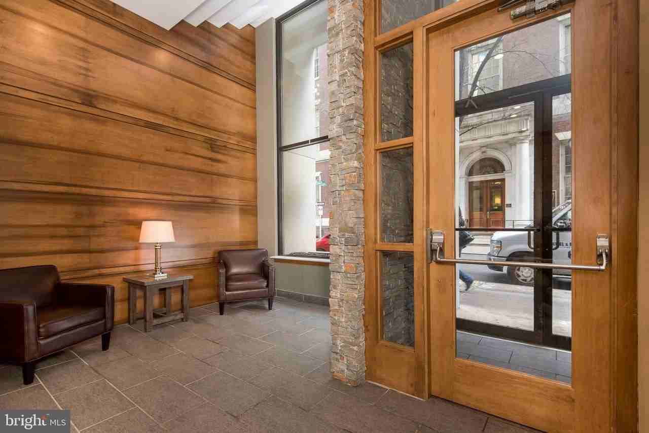 220 S 16th St Apt 802 - Photo 4 of 40